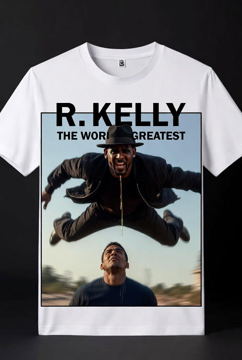 R. Kelly getting his ‘pee’ on and his ‘fly’ on
